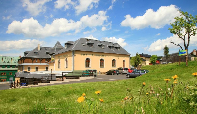 Hotel Praha  Boží Dar